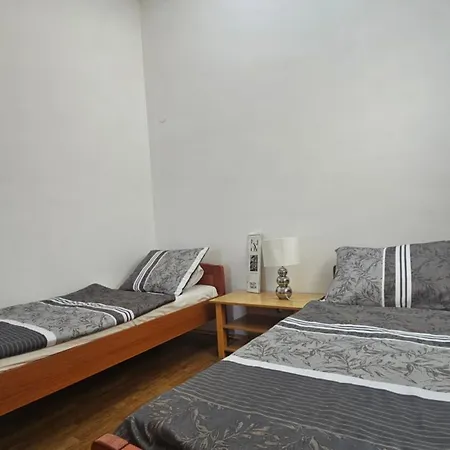 Stinjan Sunny Apartamento