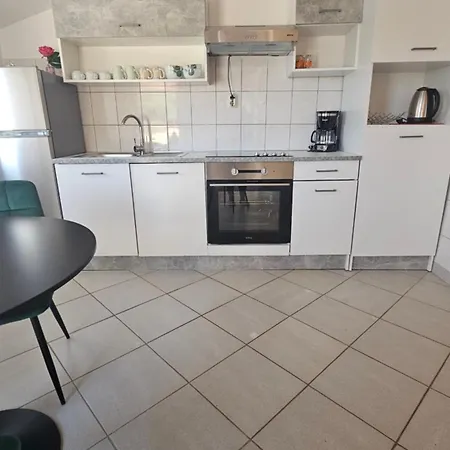 Apartamento Stinjan Sunny